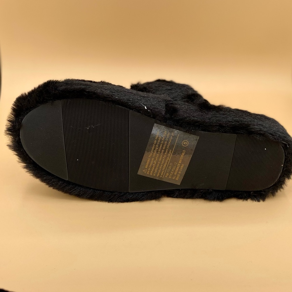 Faux fur double strap sandals - Picture 5 of 6